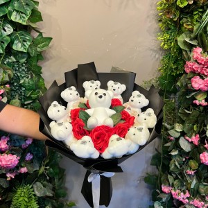 Ayıcık Buketi (Kırmızı / Siyah-Beyaz Seçenek Belirtiniz)