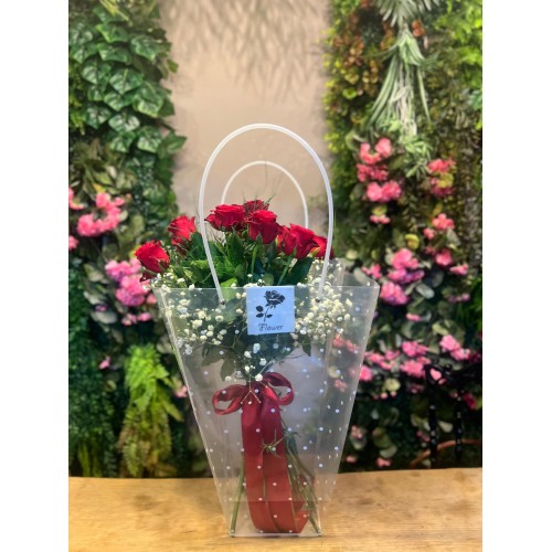 Şık Çantada Kırmızı Gül Buketi