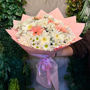Pastel Tonlarda Gerbera ve Papatya Buketi