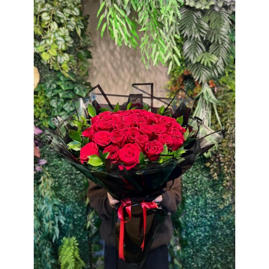 41 Kırmızı Gül Buketi