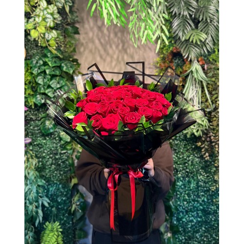 41 Kırmızı Gül Buketi