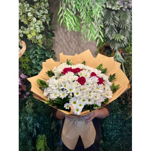 Kırmızı Gül ve Papatya Buketi