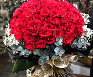 SEVGİLİYE ÇİÇEK